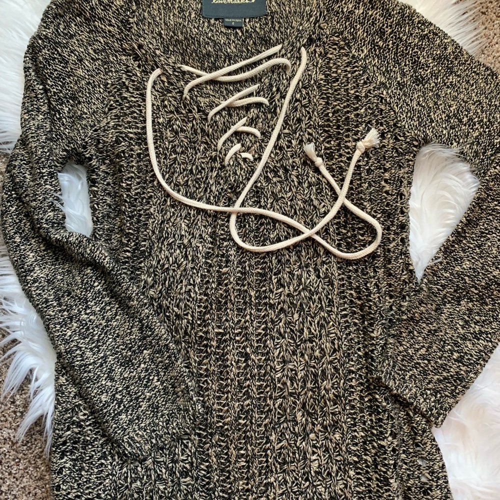 Lovemarks sweater